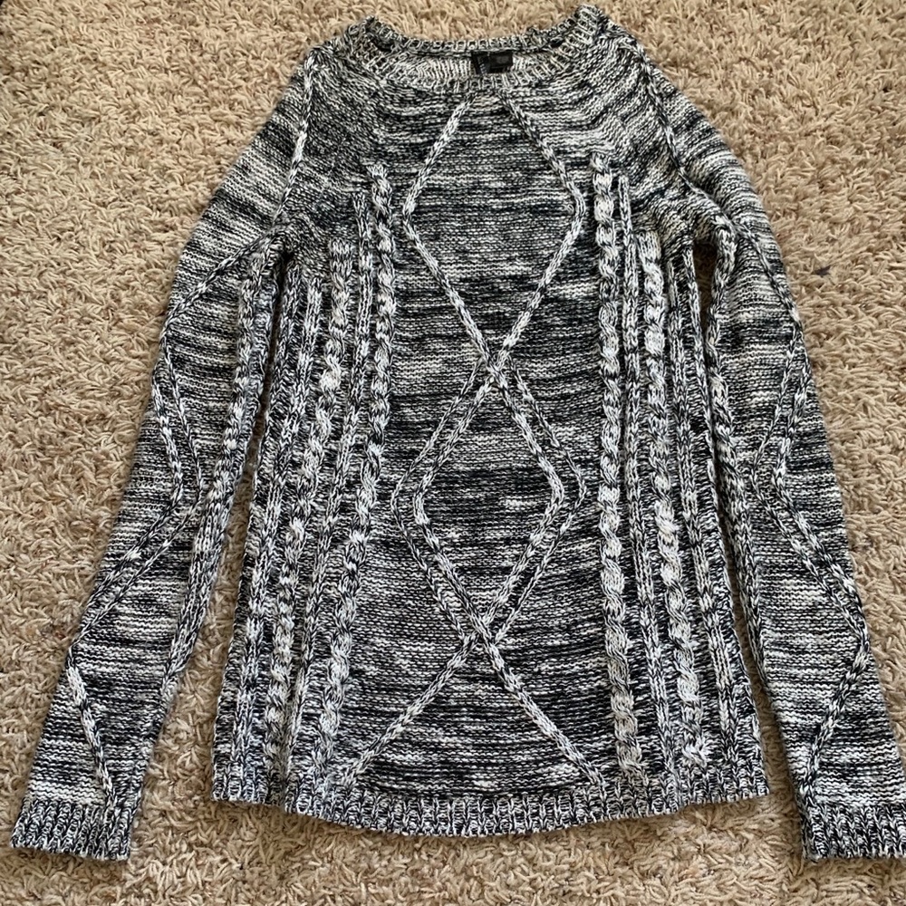 Full Tilt black and white knit sweater